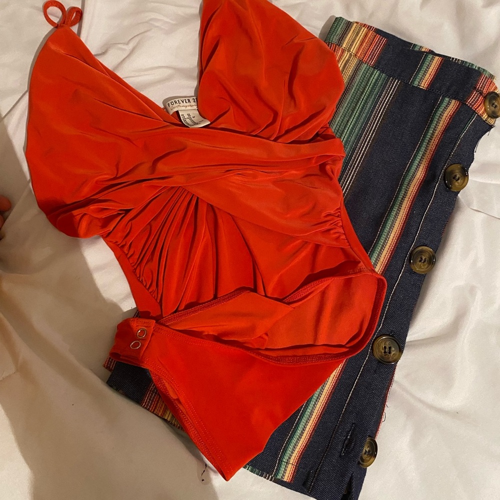 Forever 21 skirt and bodysuit set